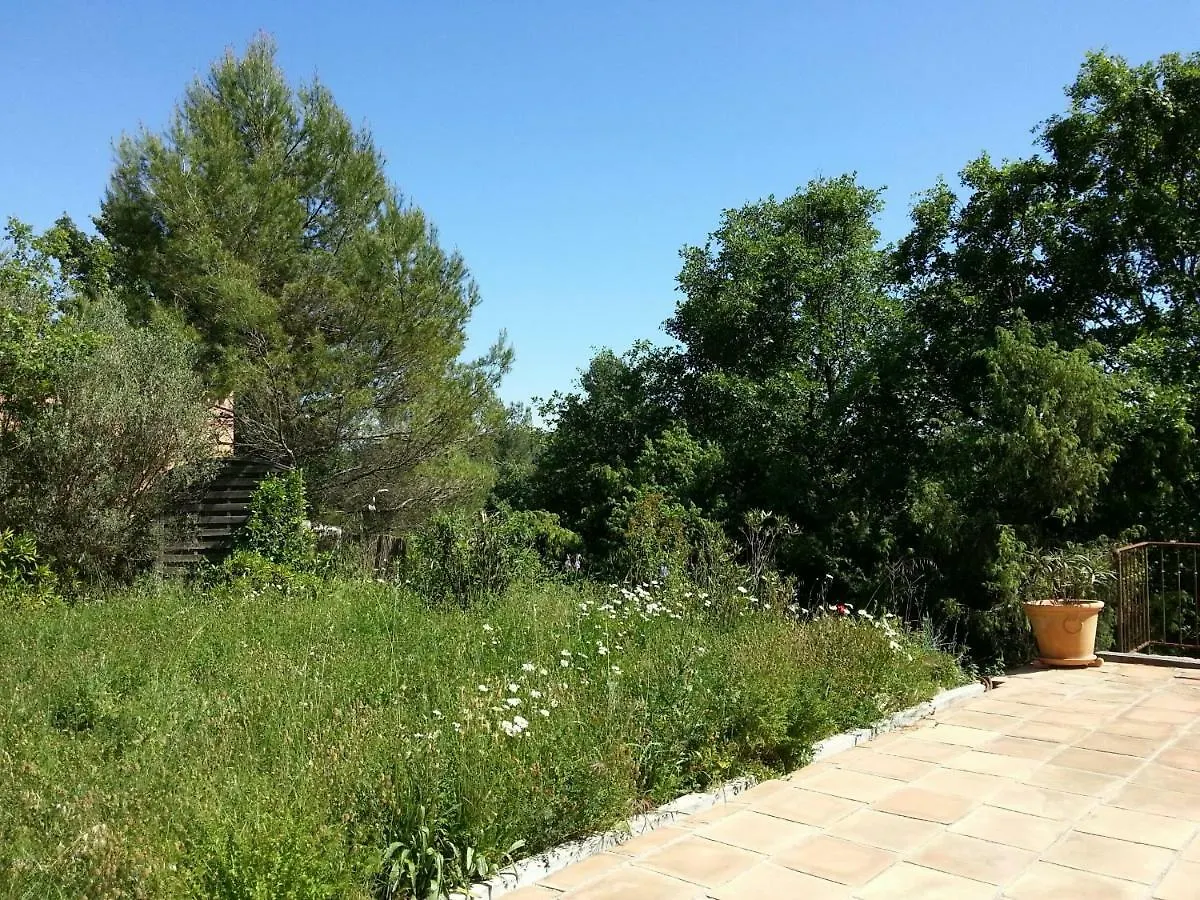 Holiday home Charmante Petite Maison & Whirlpool Prive Sur Terrasse Plein Sud Au Calme ! Entrecasteaux
